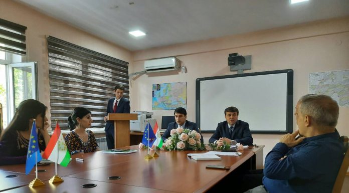 Рафти конференсия дар кафедраи муносибатҳои байналхалқӣ