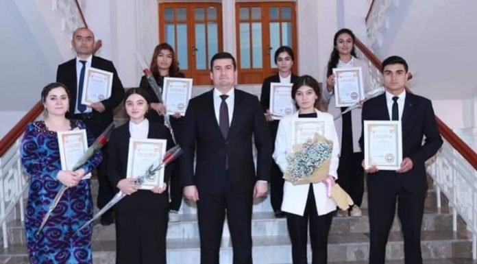 ҒОЛИБИЯТИ ҶОЙИ АВВАЛ МУБОРАК БОШАД!