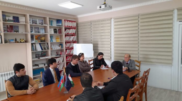 Маҳфили инфиродии профессор