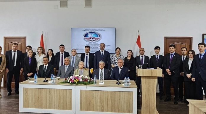 СИЁСАТИ ХОРИҶИИ ТОҶИКИСТОН ДАР ШАРОИТИ НАВИНИ ГЕОПОЛИТИКӢ ВА ДУРНАМОИ РУШДИ ОН