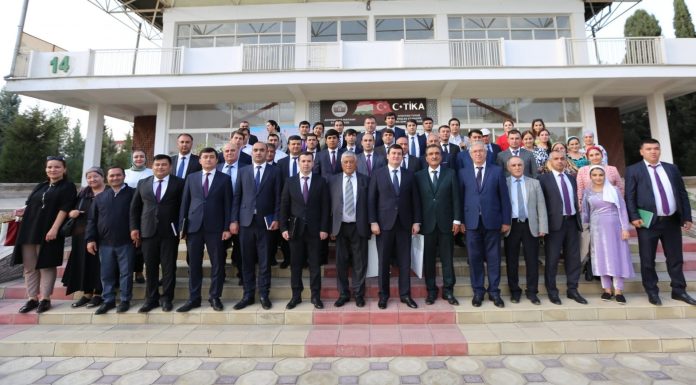 ОМӮЗИШИ МАСЪАЛАҲОИ ҶАҲОНИШАВӢ ЗАРУР АСТ