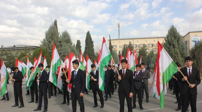 ПАРЧАМ – РАМЗИ САРБАЛАНДИИ МИЛЛАТ