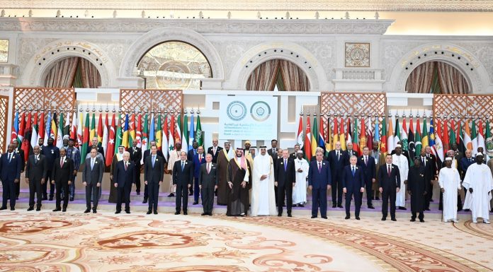 ГУСТАРИШИ РАВОБИТИ ТОҶИКИСТОН ВА ШОҲИГАРИИ АРАБИСТОНИ САУДӢ